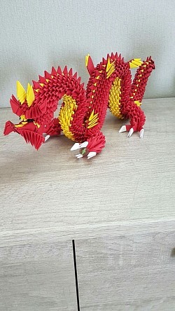 Super dragon chinois - REF : 0110 - Prix : 35,00€  -  Longeur + ou - 30cm.