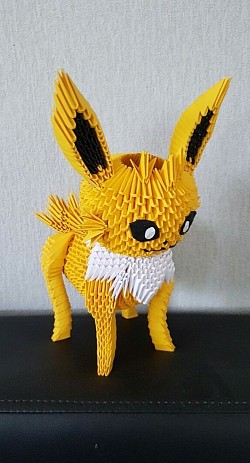 Jolteon (pokémon) REF : 0171 - Prix : 20,00€ - Hauteur + ou - 18cm.